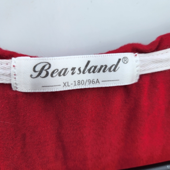 Bearsland red nursing shirt size XL (4 for $20 closet bundle) - Picture 3 of 7